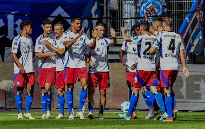 6-1升级！汉堡狂胜重返德甲，球迷狂欢！